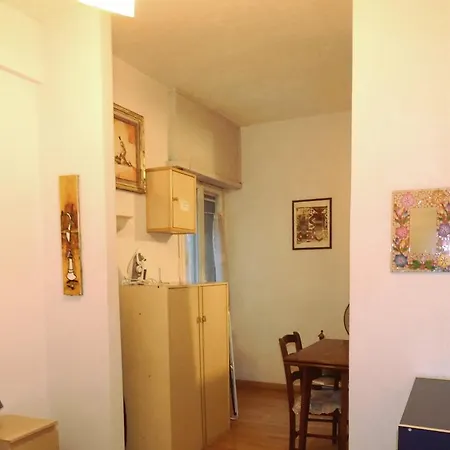 Nei Colori Apartment At 2 Stops From Colosseum Apartmán Řím