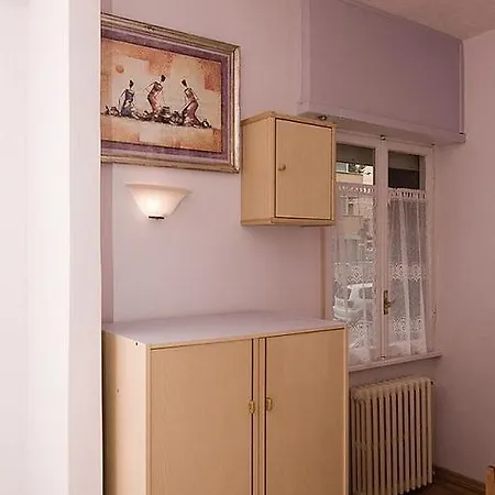 Nei Colori Apartment At 2 Stops From Colosseum Róma