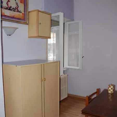 Nei Colori Apartment At 2 Stops From Colosseum